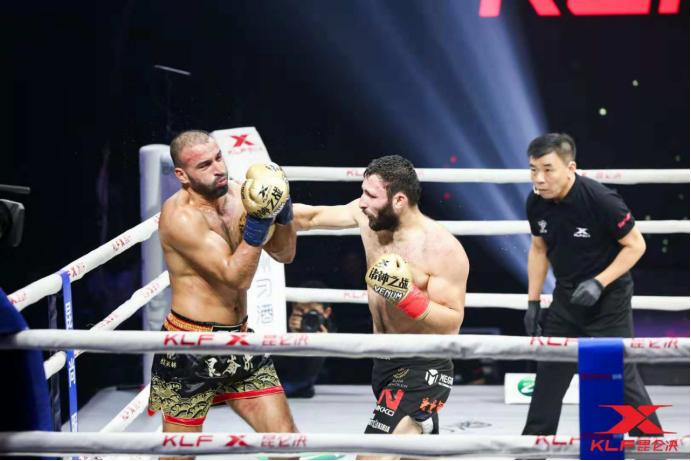 昆仑决77落幕，冯兴礼爆冷胜乔奈，中国力量杀入诸神总决赛