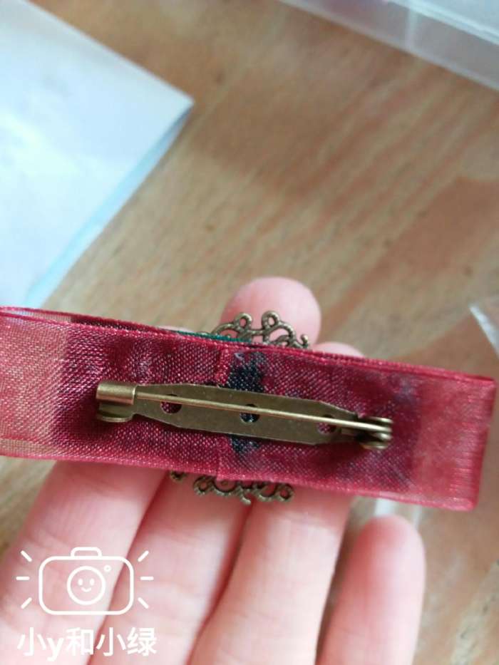 丝带蝴蝶结胸针,蝴蝶结丝带胸针系法