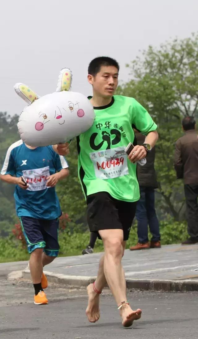 坚持跑步和读书的区别,跑步与读书是最廉价的自我提升