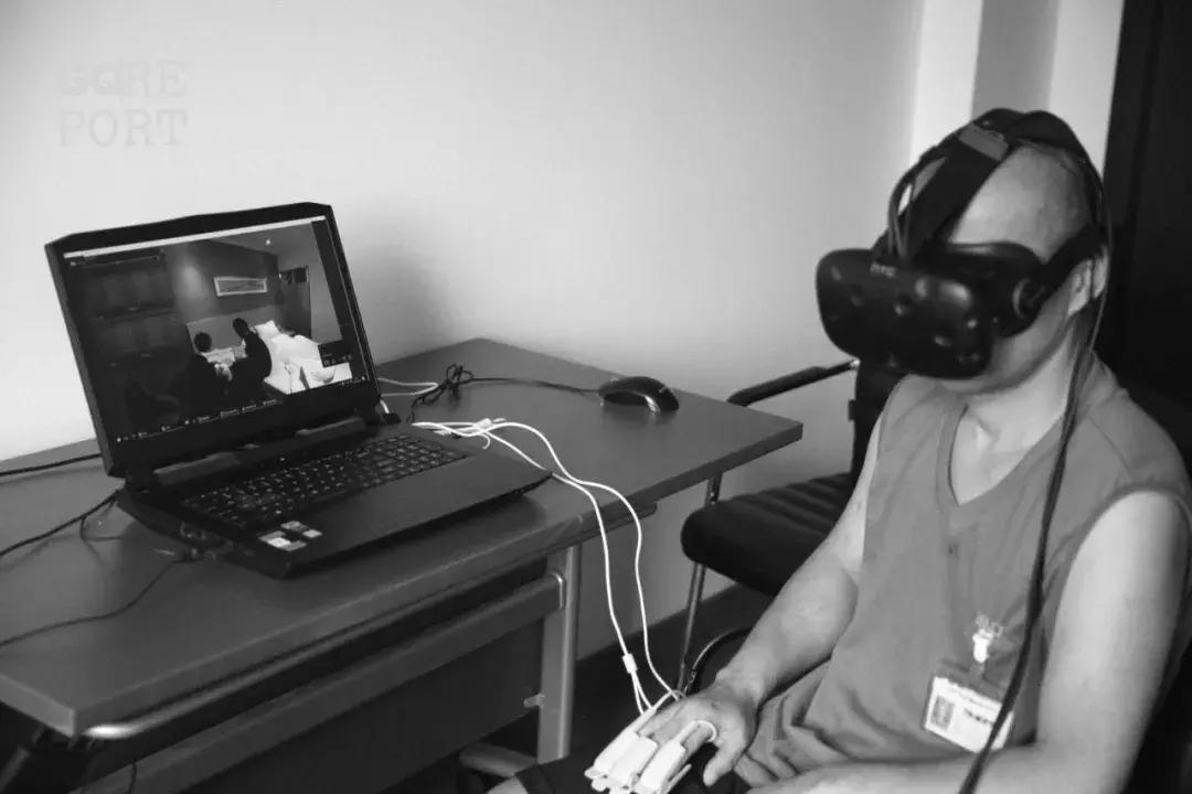 GQ专题·通往未来之路|我去戒毒所体验了VR戒毒