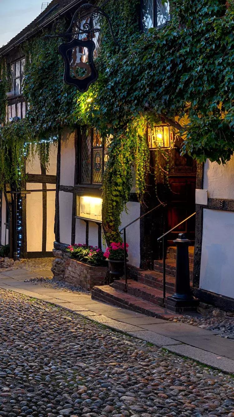 老年人学唱歌的教程,教老年人唱歌第一节课怎么上