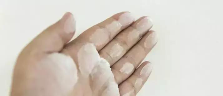 蓝星刚玉腻子是哪里正规生产的,蓝星刚玉腻子质量如何