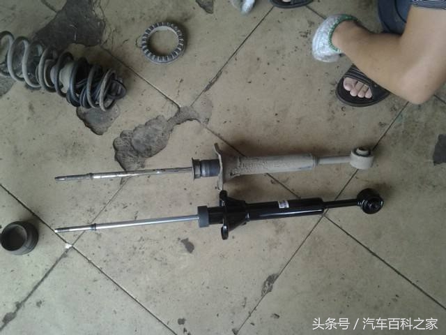 摩托车减震器漏油需要更换吗,质保期减震器漏油给免费更换吗