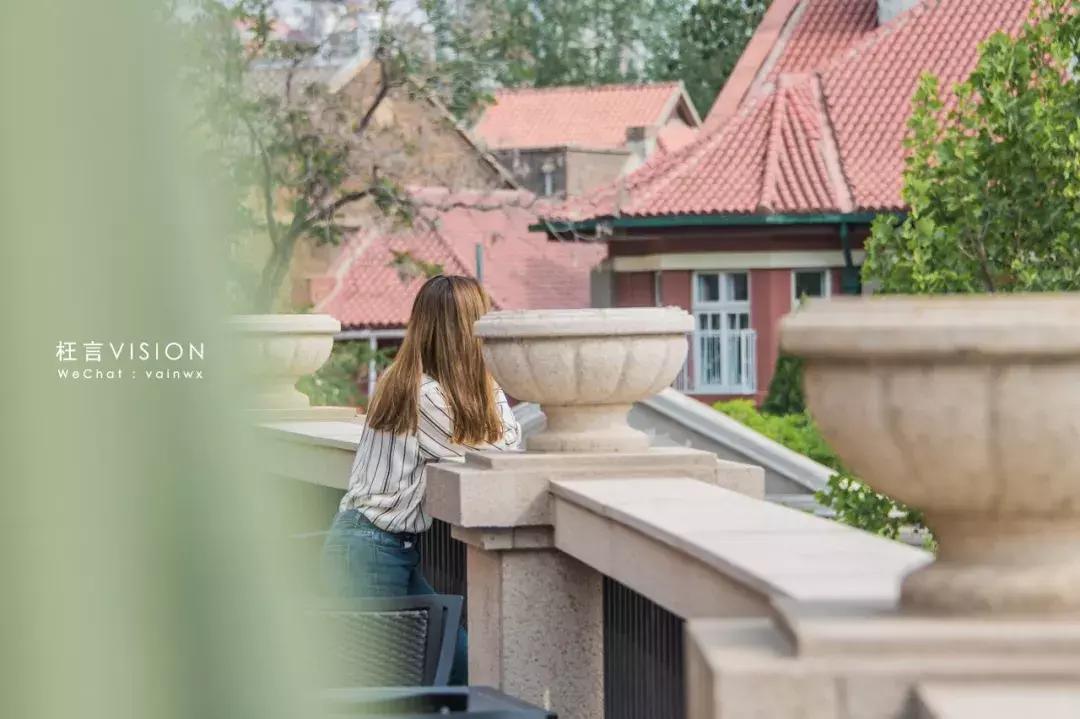 八十载体育圣地，新世纪民园广场