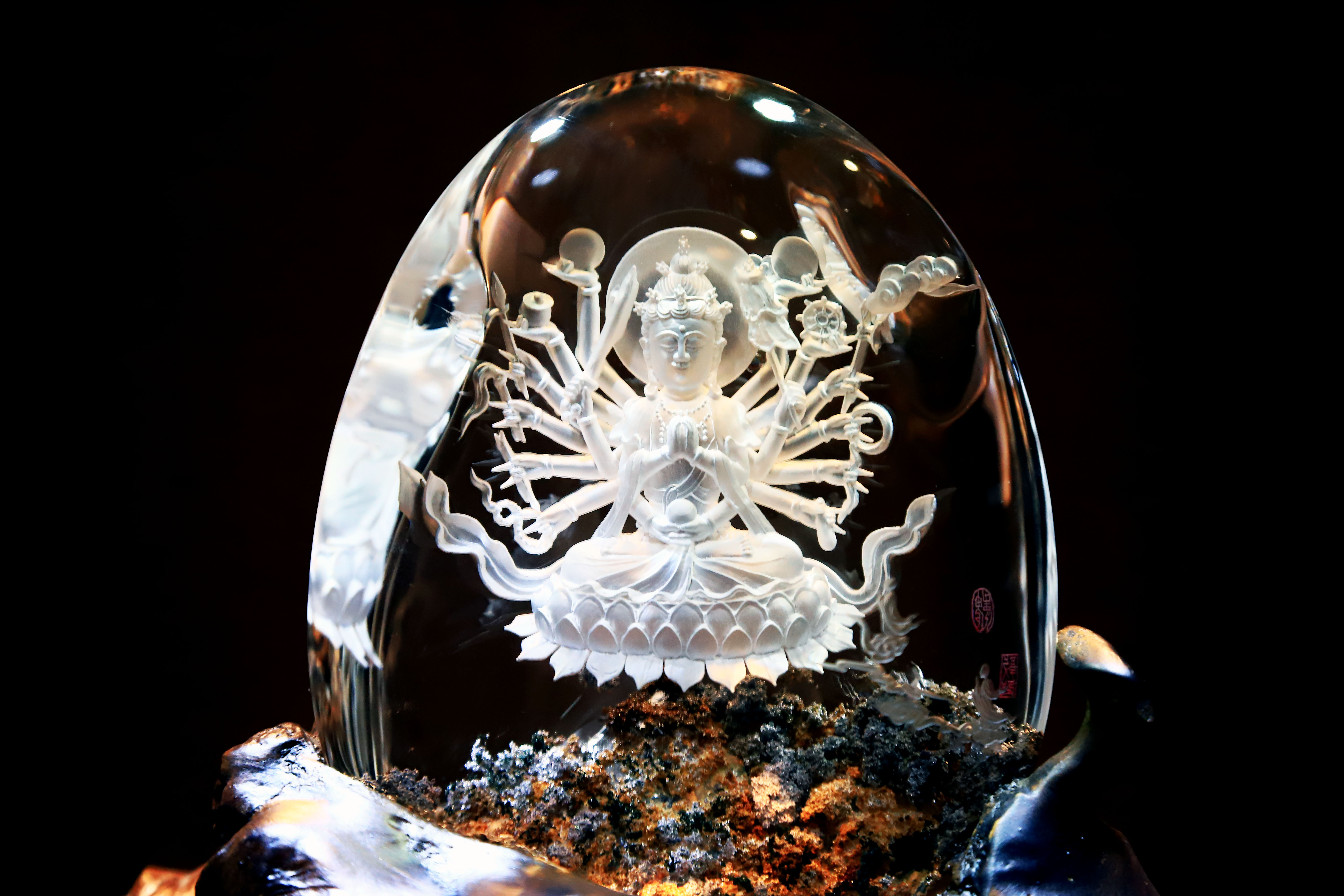 水晶内雕技法,水晶精美雕刻