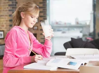 每天教会孩子学习什么呢,每天只需抓住这4个黄金时间