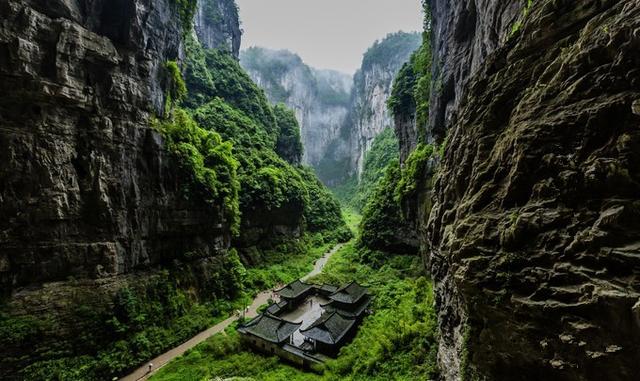 天福官驿在哪个风景区,武隆天坑天福官驿