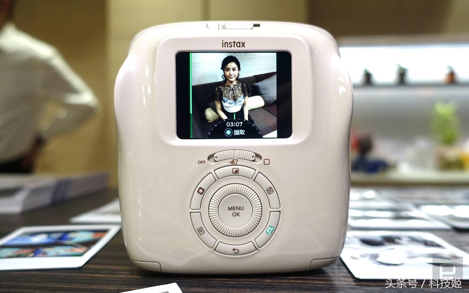 富士拍立得instaxmini11白色款,新品富士拍立得相机instaxsq1