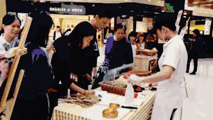 想买包？不用存钱不用代购！乐峰限量包包免费送，展开吸包大计！