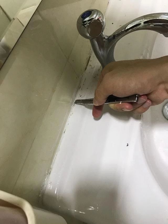 装修师傅带的玻璃胶真的不好吗,装修的时候玻璃胶都用在哪些地方