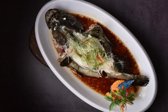 不输三亚第一市场！合肥这家店的波龙海胆帝王蟹……简直太zán了