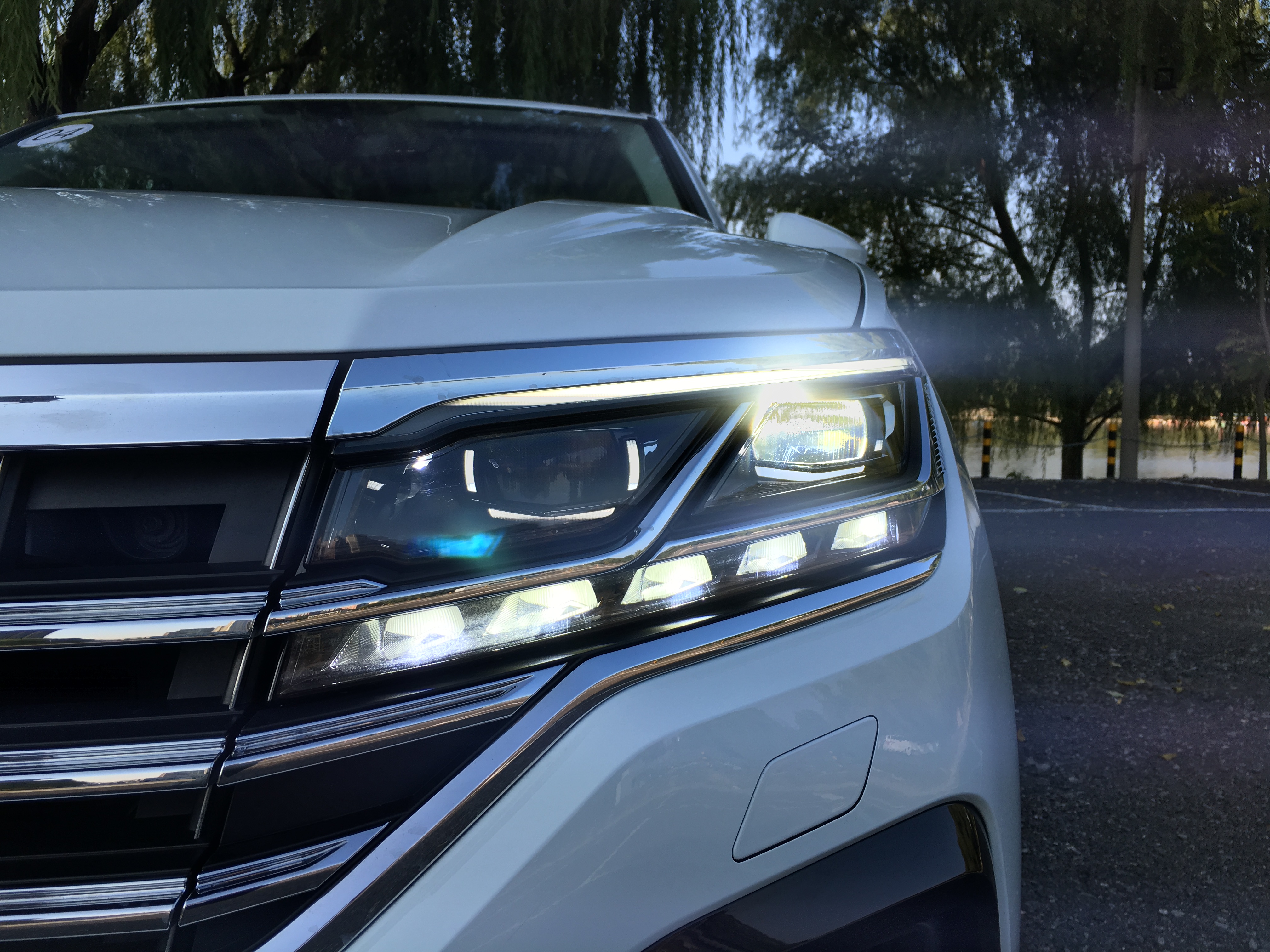 大众途锐锐尊版沉浸式体验,大众途锐经典风采