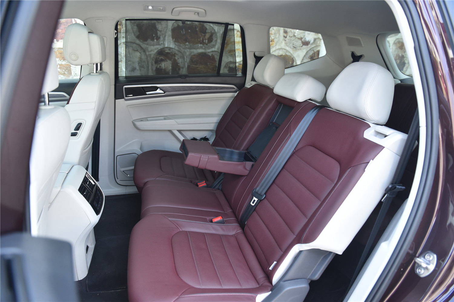 途昂为什么容易翻车,大街上的途昂为什么都开得快