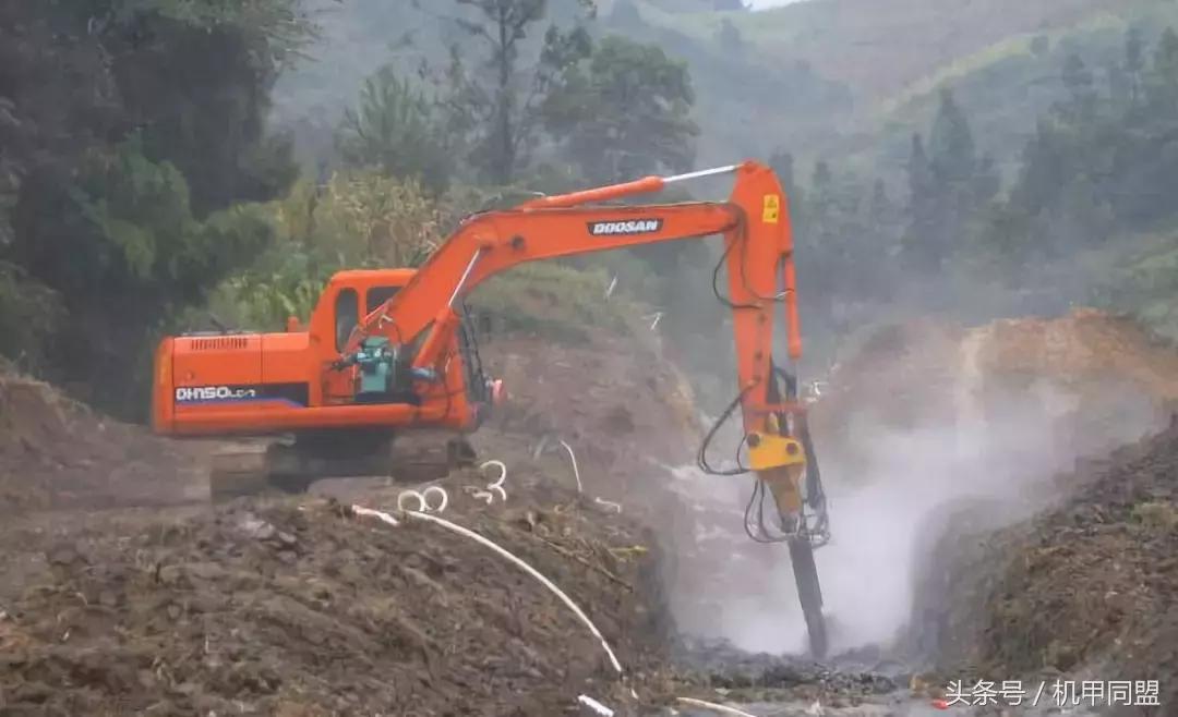 挖机界四大天王,挖机大国重器