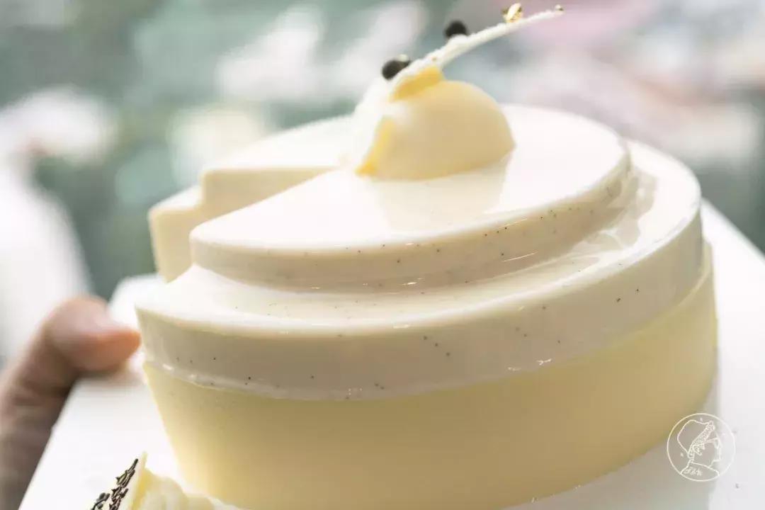 黑科技蛋糕来了，还有一座可以喝的富士山