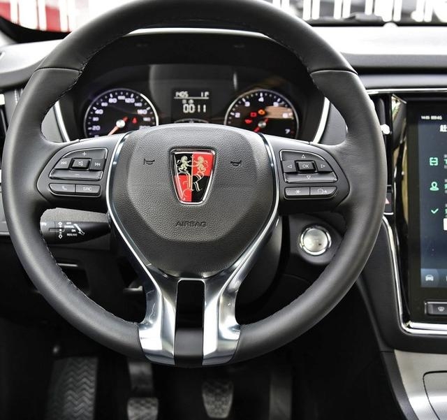 荣威rx5max和荣威rx5emax啥区别,荣威rx5plus和荣威rx5max比较