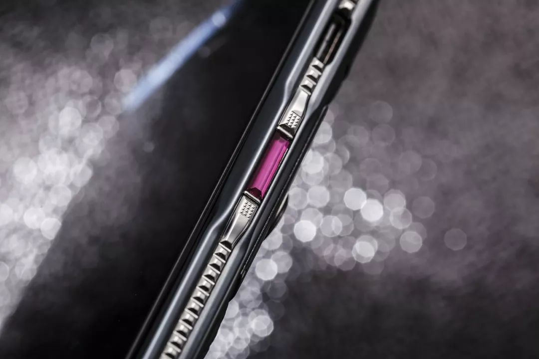 价值十几万的8848手机,8848钟表