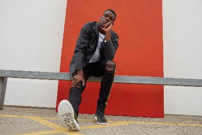 博格巴上脚球鞋,博格巴新红球鞋