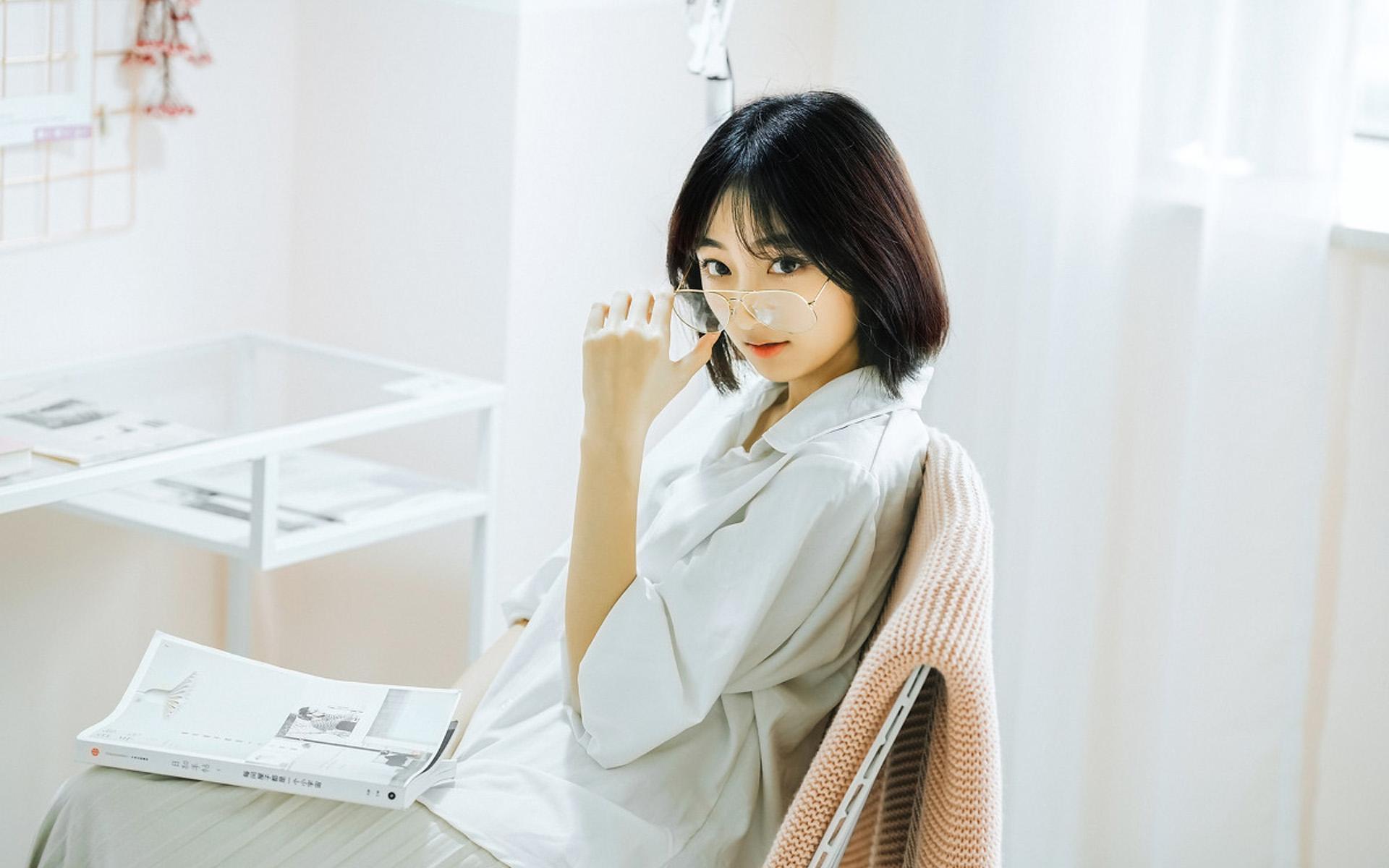 网上的美妆护肤品是正品吗,美妆护肤品牌旗舰店是正品吗