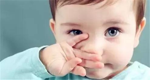 二个月宝宝鼻塞呼吸不顺畅,晚上睡觉感觉鼻塞呼吸不顺畅