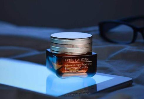 抗老眼霜大PK，谁才是真正的眼纹小熨斗？