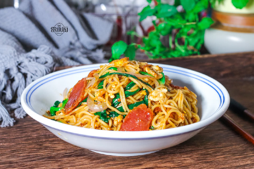 为什么自己做的炒面老是塌陷,炒面这样做更好吃根根分明不油腻