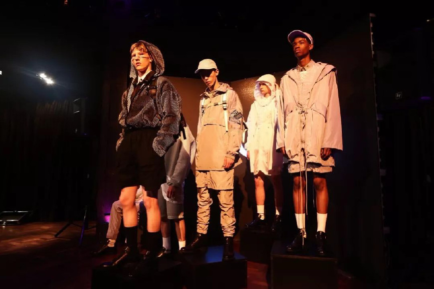 boylondon标签,boylondon前后都有logo的款式