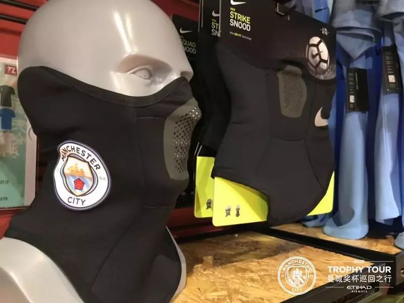 球星、赏川剧、看球蹦迪？奖杯中国行成都精彩瞬间全纪录！