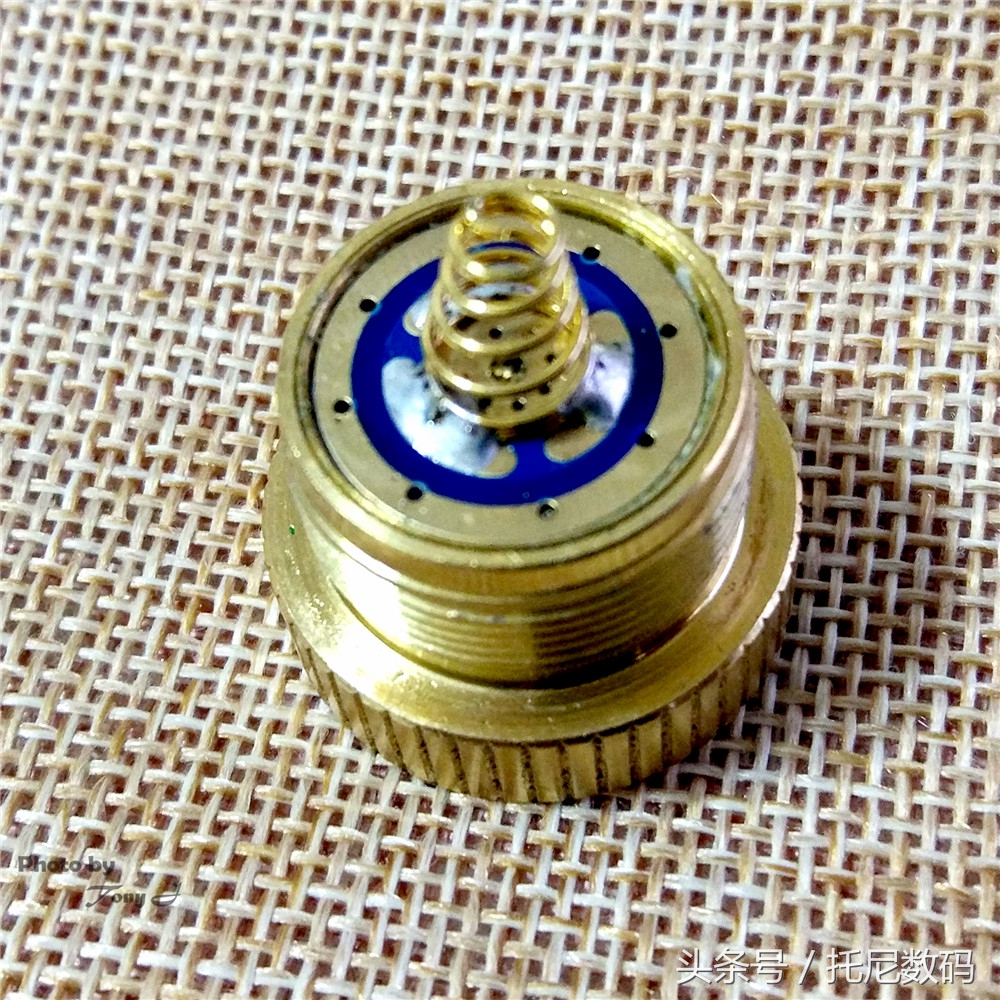 强光手电为什么那么便宜,强光手电筒买哪个好