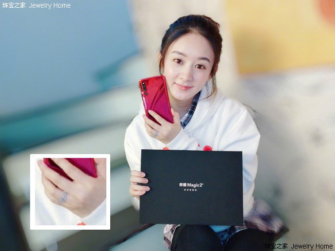 赵丽颖结婚戒指戴哪个手指,赵丽颖秀婚戒图片