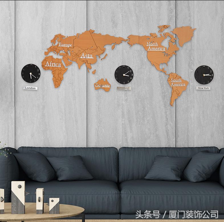 白墙看着不喜欢但又不想贴壁纸墙布？这些办法省钱省空间又美观！