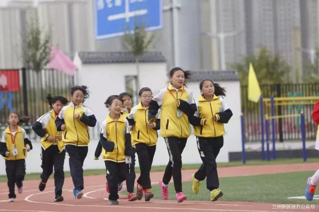 兰州新区第二小学青少年足球赛,甘肃省青少年校园足球联赛开幕式