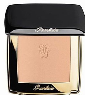 水光感妆容用什么粉饼,粉饼底妆遮瑕推荐