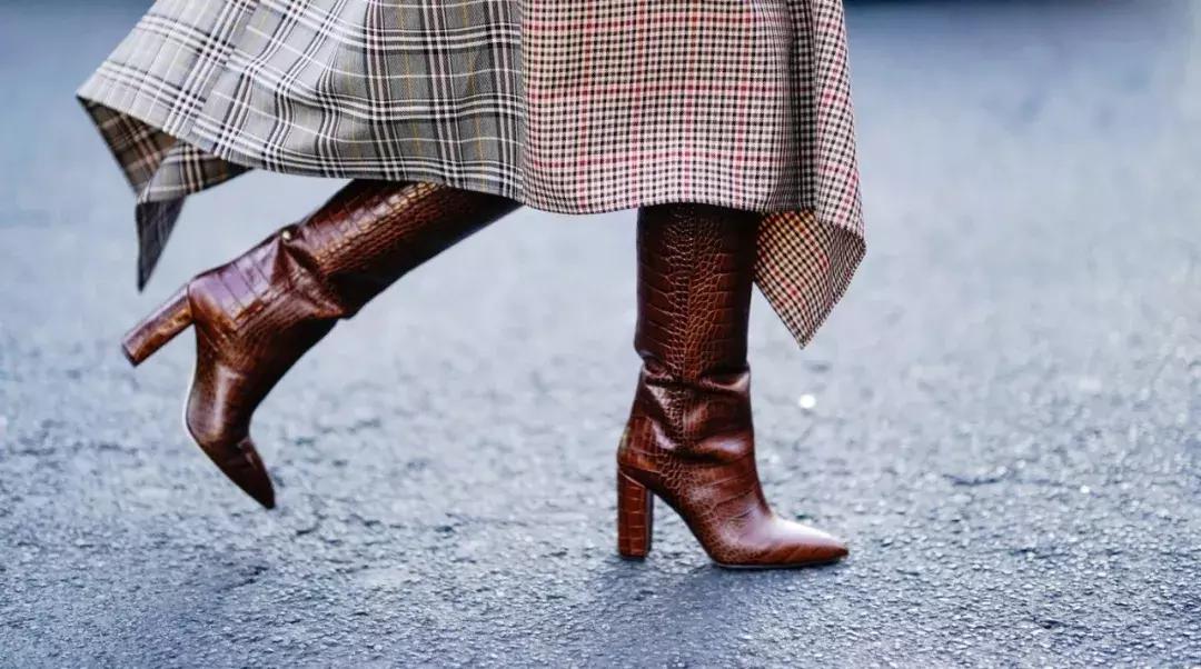 杨紫：过膝靴买不好真坑，孟美岐：感同身受