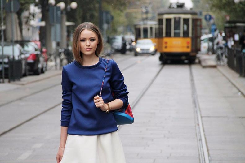 40岁女人穿什么色显气质,40左右穿什么颜色衣服显气质