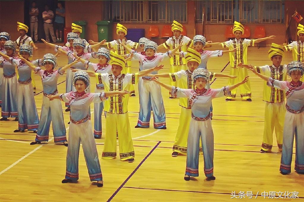 湘西民族特色古老风俗舞蹈摆手舞,我国少数民族民间经典舞蹈有哪些