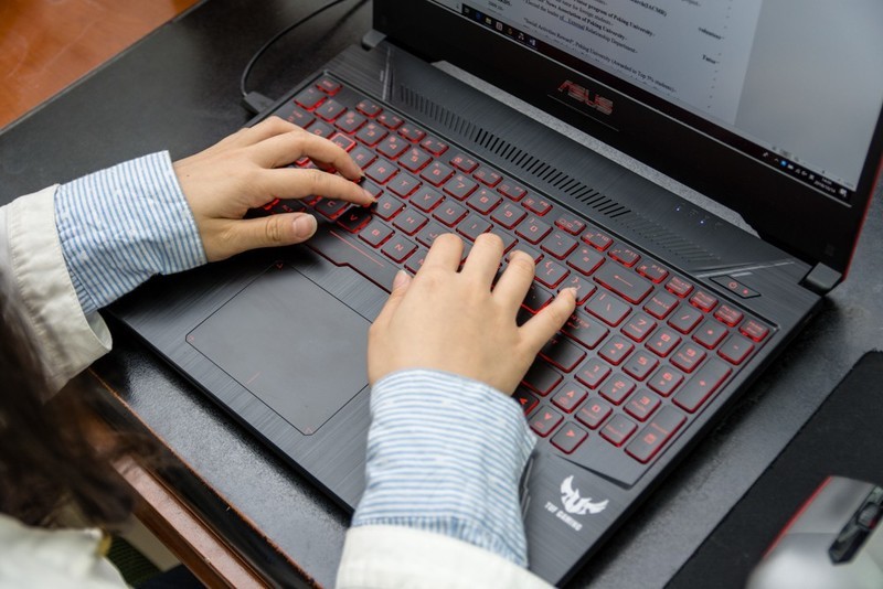 华硕飞行堡垒6笔记本怎么样,华硕飞行堡垒6代i5评测