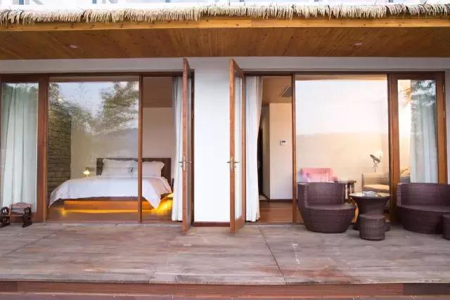 大叔为钓鱼买下一座岛,40岁大叔100块改造房间