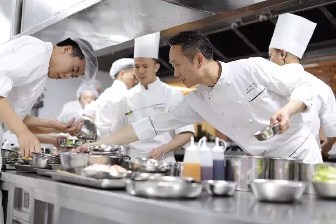 粤菜杨枝甘露图片,粤菜大师教做甜品杨枝甘露