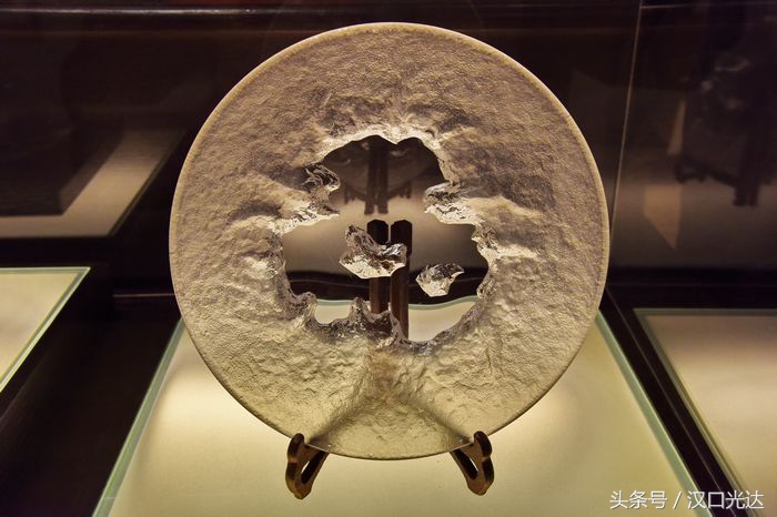 首次展出国外友城赠送给武汉市的礼品琳琅满目赶快去看看！