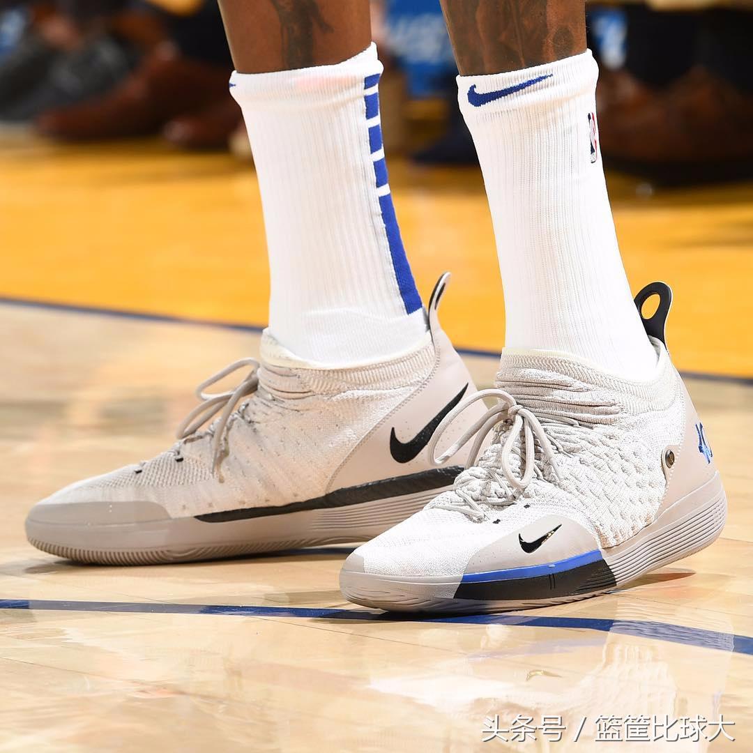 闪电侠的最后一舞！10月25日NBA球鞋赏析