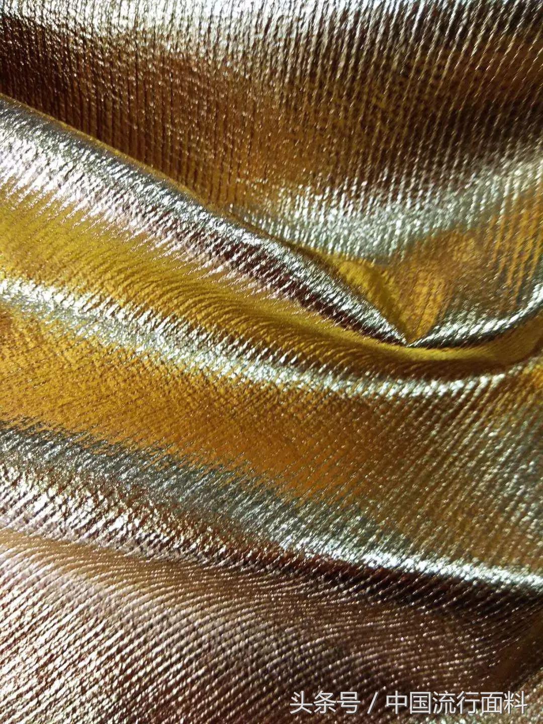 女装趋势新品,女装时髦款式