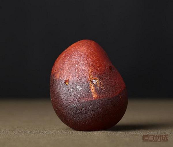 请不要嫌弃,琥珀里面没有气泡很纯净是真的吗