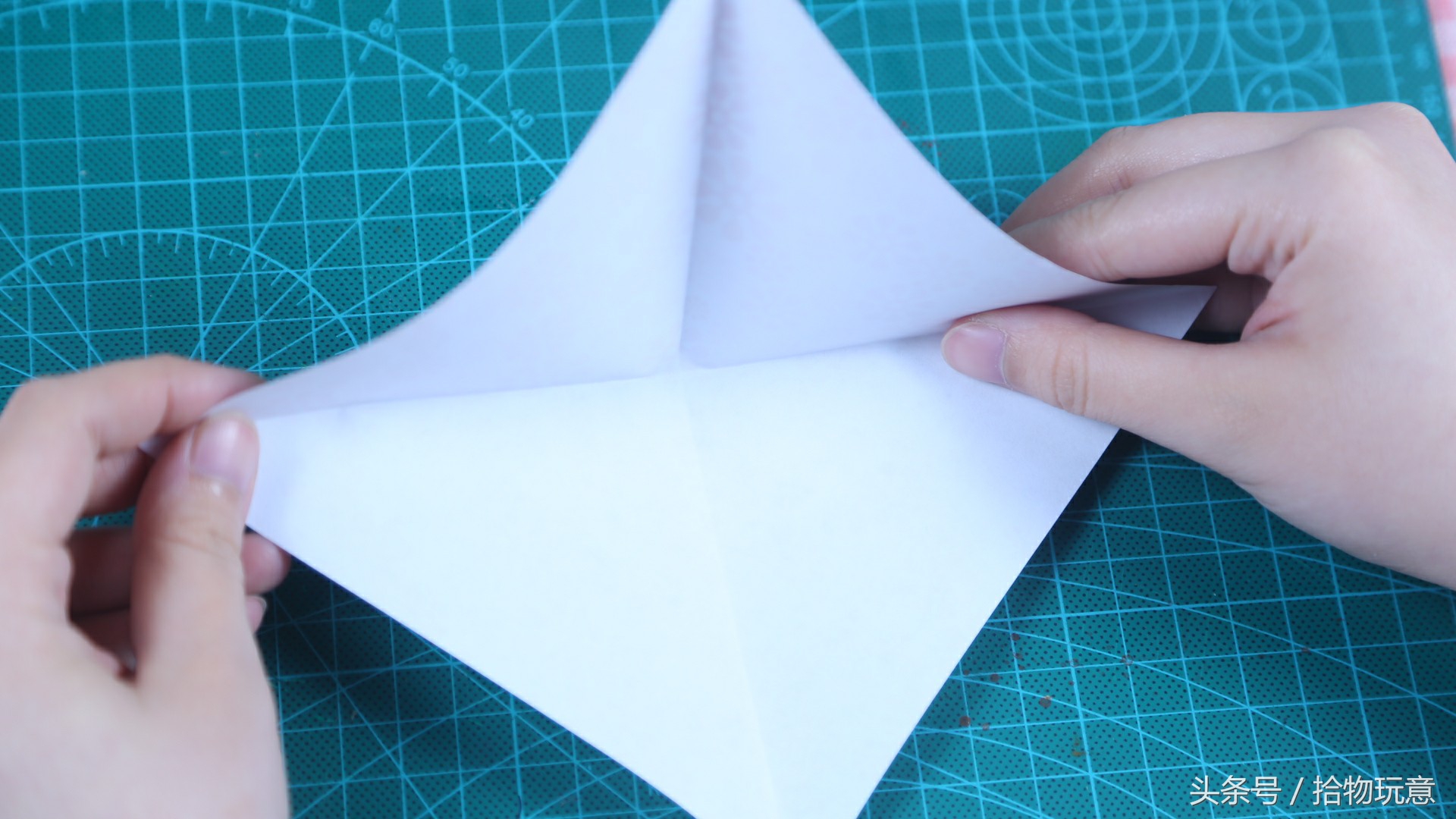 纸鹤怎么折简单漂亮还会飞,折好看的纸鹤