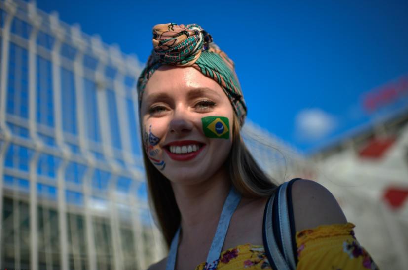 异域风俗:非洲人脸彩绘,小孩也臭美