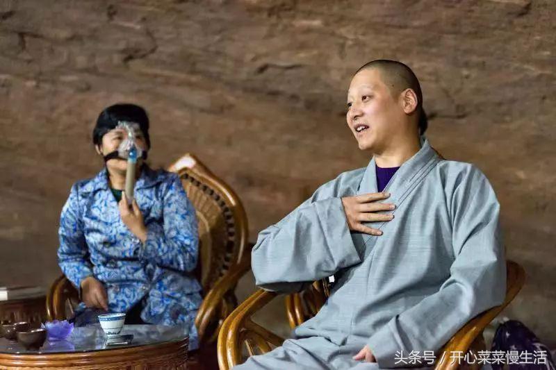 寺庙招肿瘤患者，免费吃住免费治疗