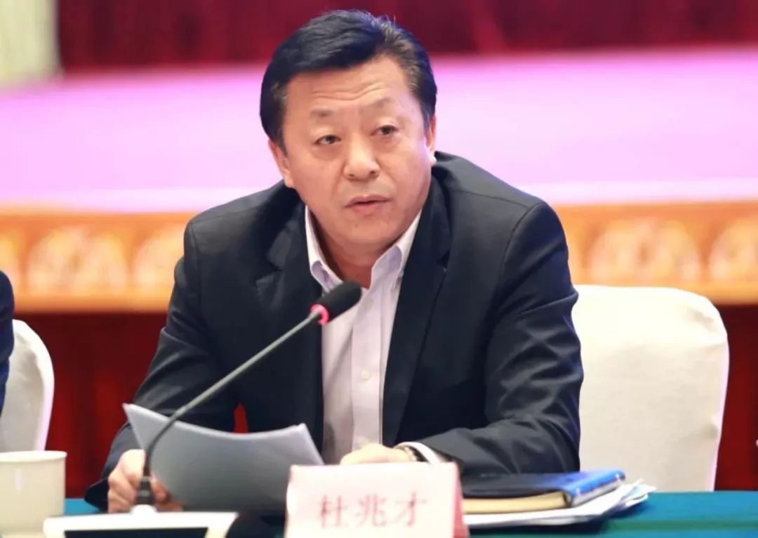 王健林大连万达足球俱乐部,王健林来吕梁万达