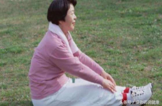 2个中医外敷疗法，专治膝盖不适，炎症什么的都渐渐消失了！