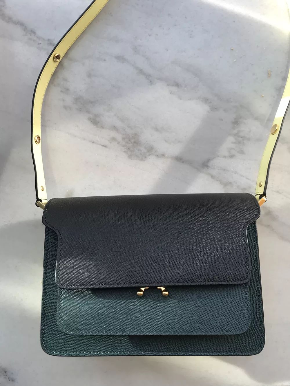 编辑们去了一趟时装周，攒了半年的工资全！没！了！