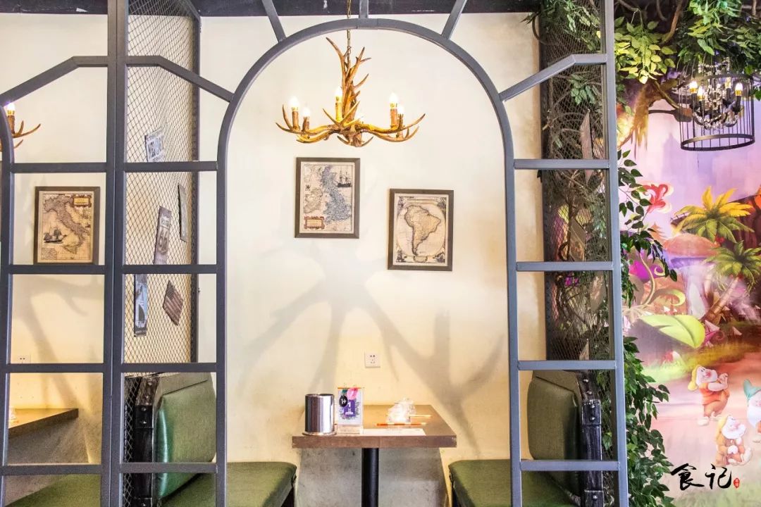 这家凭年糕火锅圈粉无数的店,这家串串每吃一次都念念不忘